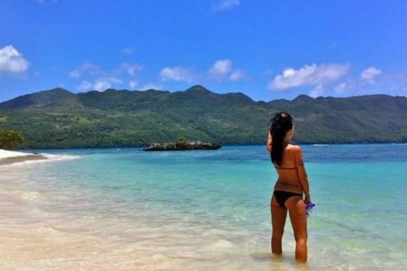 paradise island cayo arena