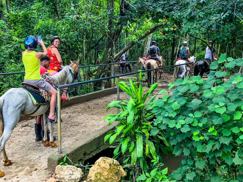 Runners Adventures Contact Us 6